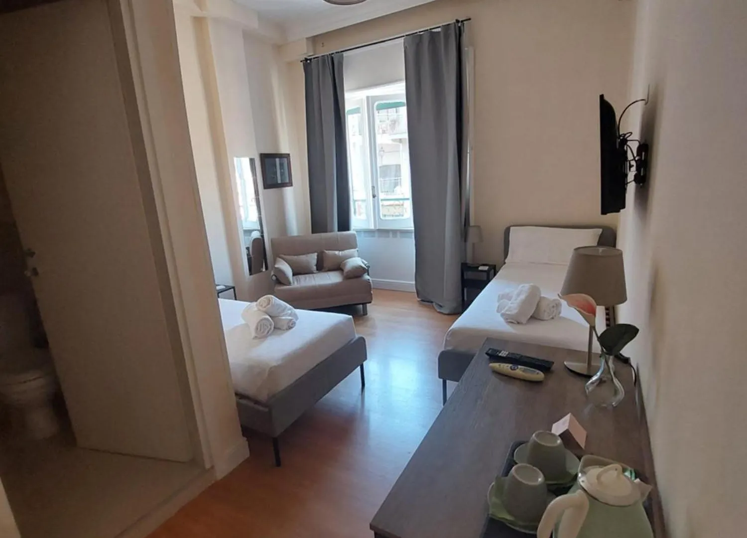 Bed & Breakfast Bed and Breakfast Domus Schipa Napoli