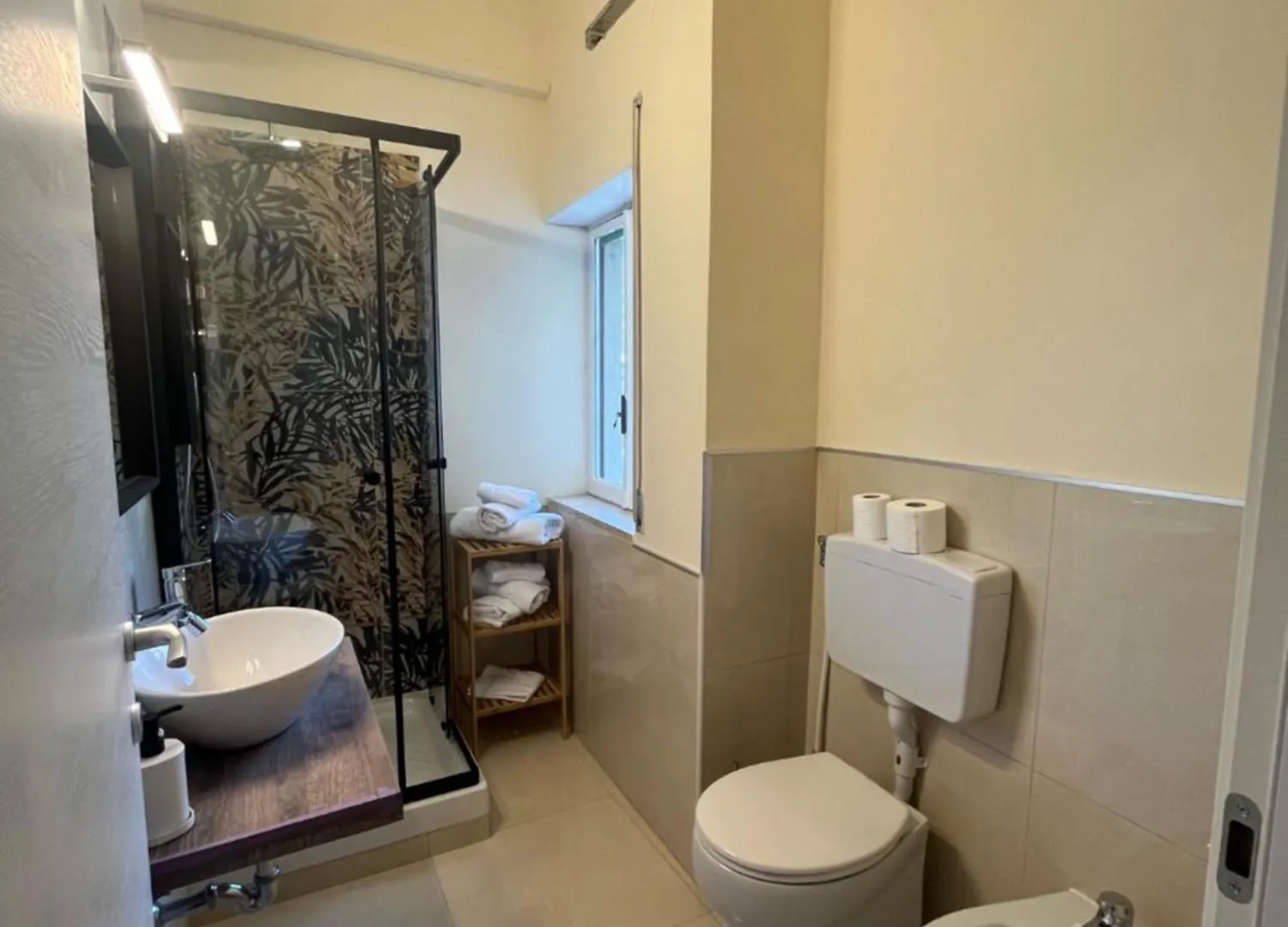 Domus Schipa Bed & Breakfast Naples
